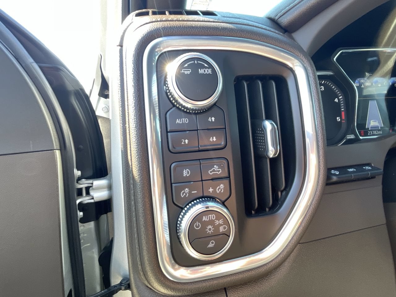 2023 GMC Sierra 2500HD Denali