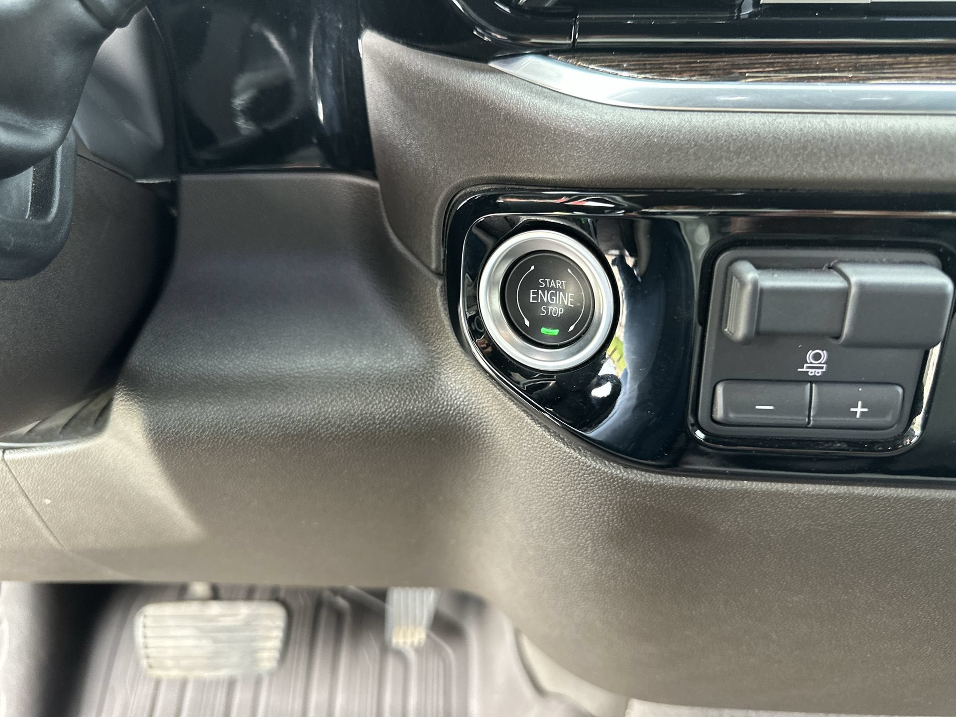 2025 GMC Sierra 2500HD SLE