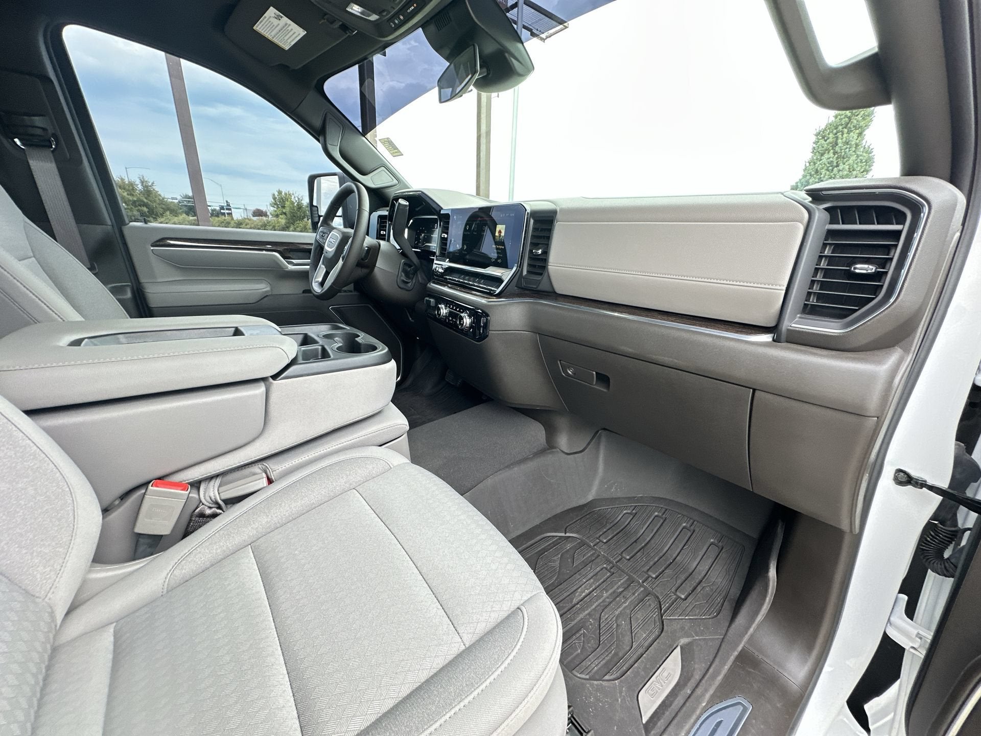 2025 GMC Sierra 2500HD SLE