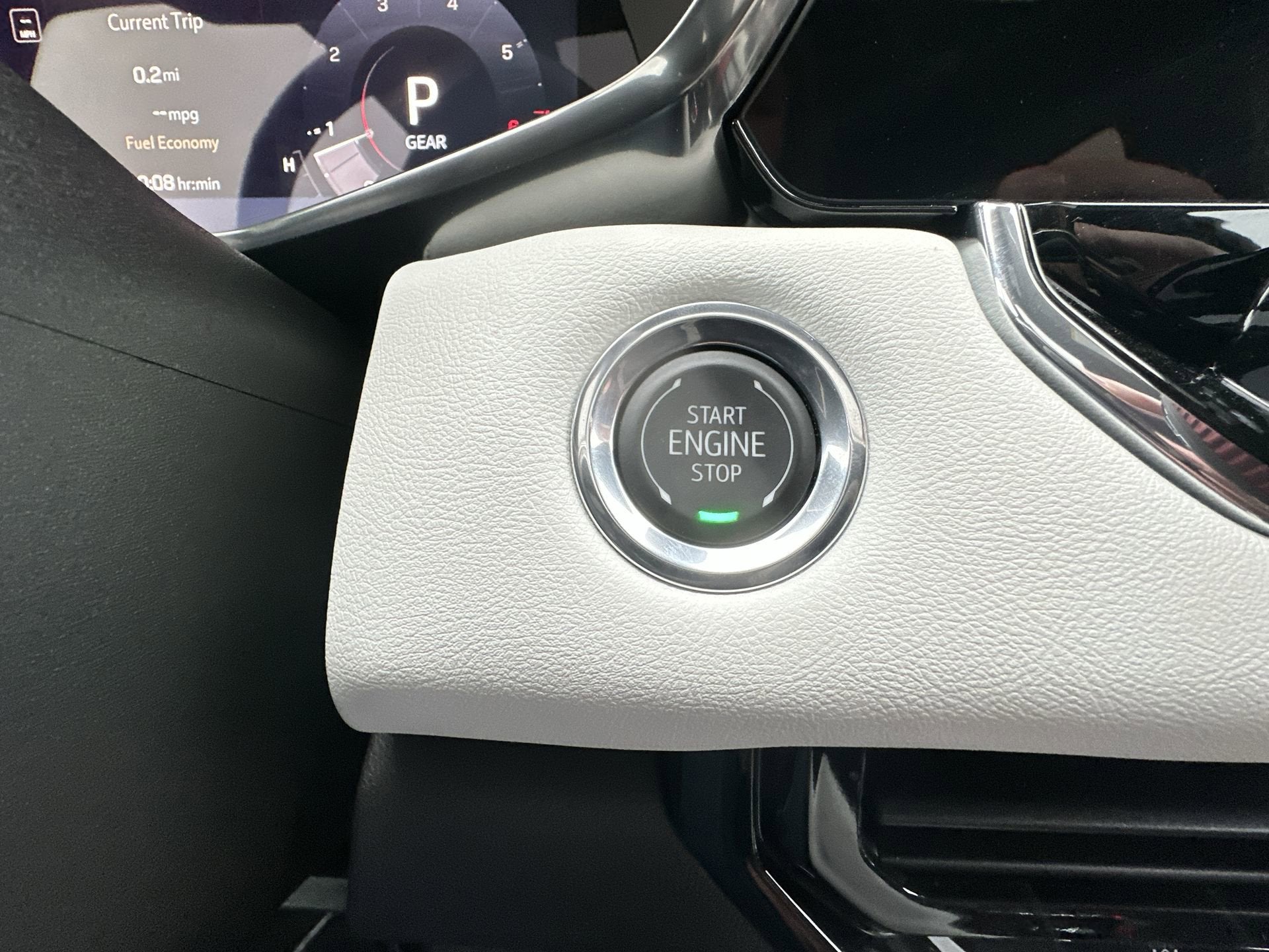 2025 GMC Canyon 4WD AT4