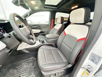 2025 GMC Canyon 4WD AT4