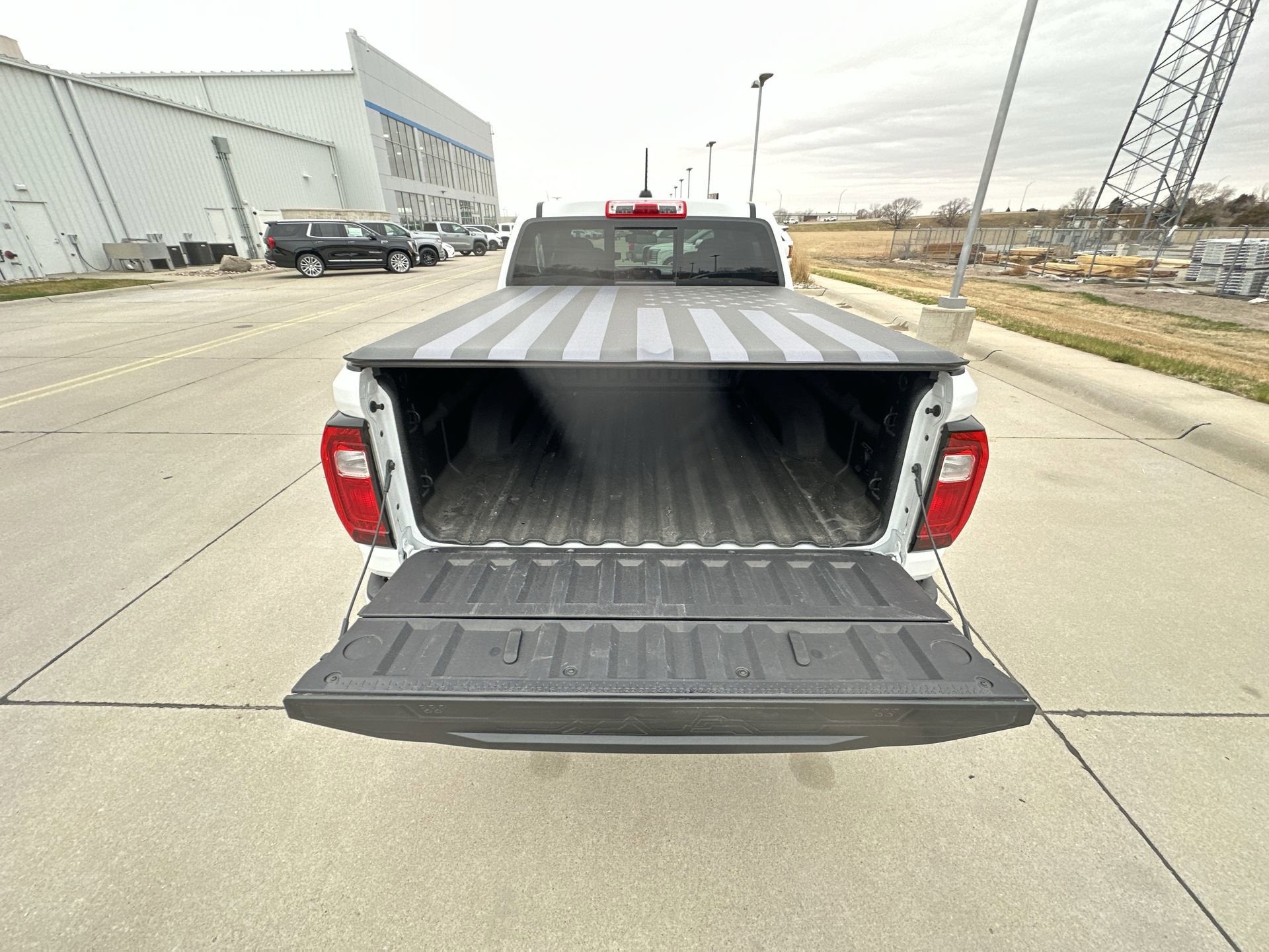 2025 GMC Canyon 4WD AT4