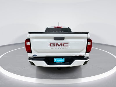 2025 GMC Canyon 4WD AT4