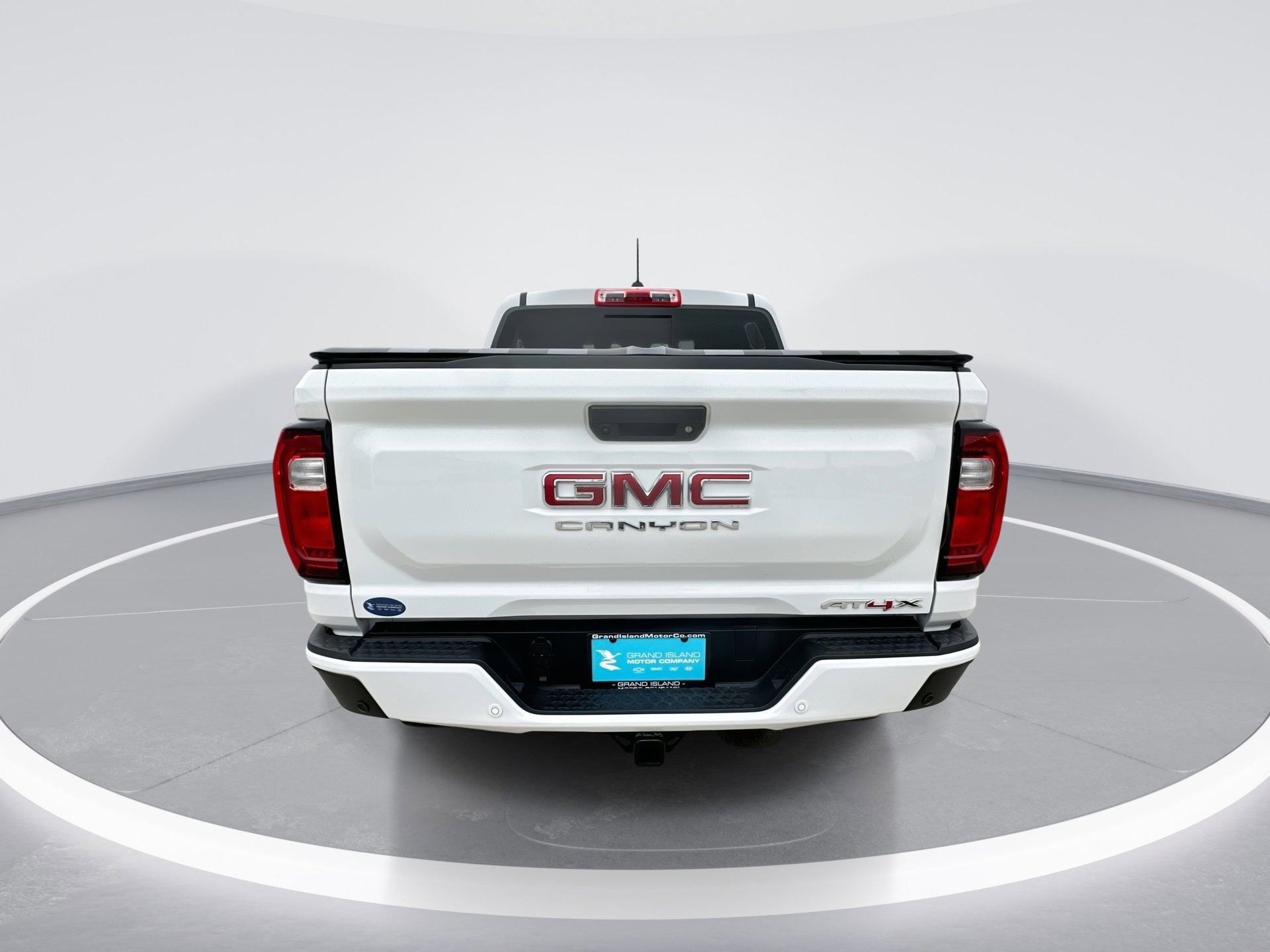 2025 GMC Canyon 4WD AT4