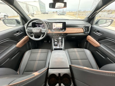 2024 GMC Canyon 4WD AT4