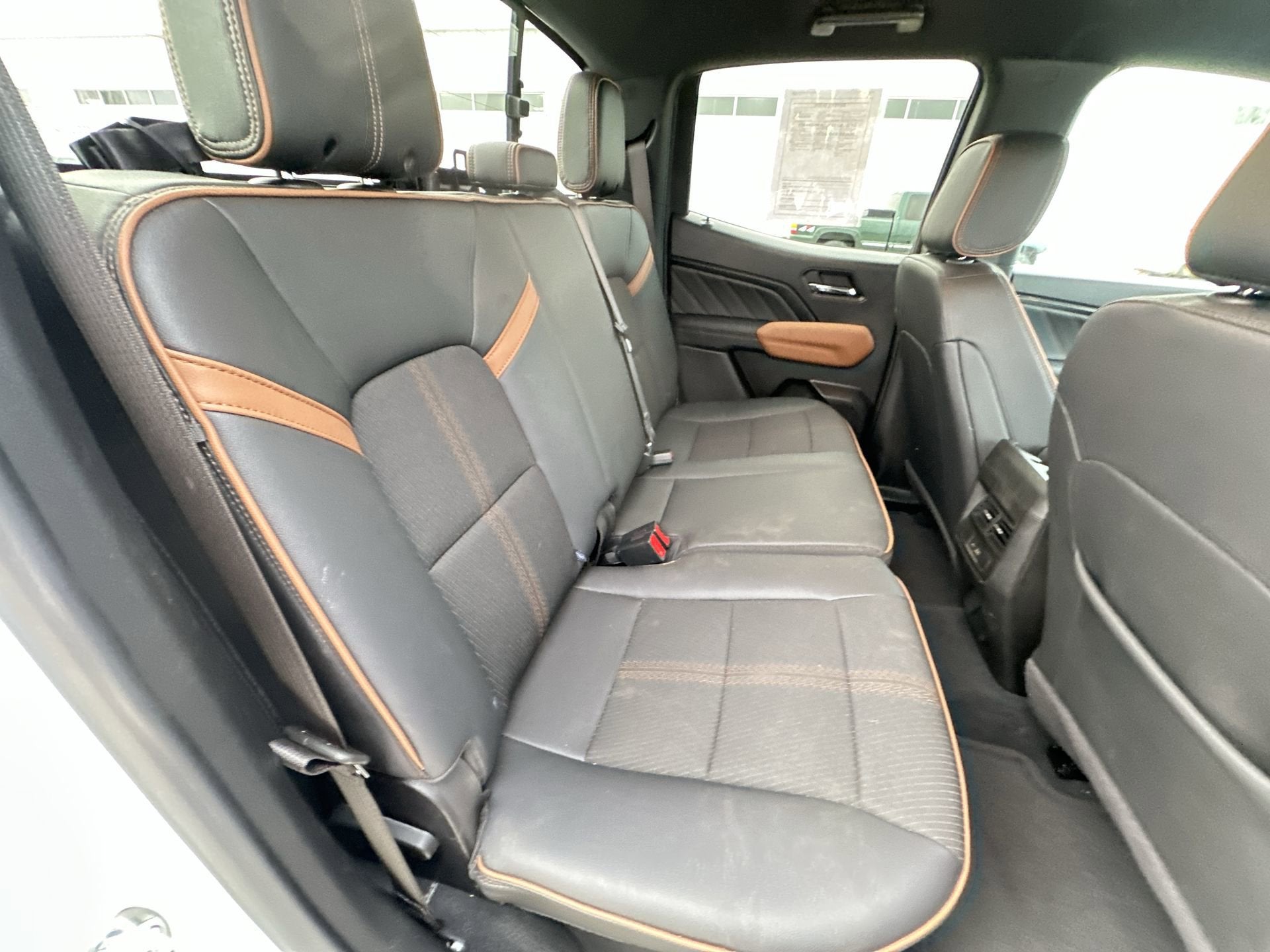 2024 GMC Canyon 4WD AT4