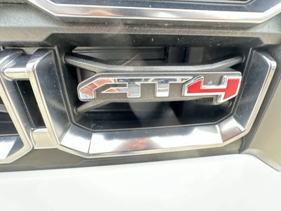 2024 GMC Canyon 4WD AT4