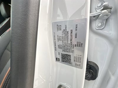 2024 GMC Canyon 4WD AT4