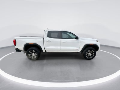 2024 GMC Canyon 4WD AT4