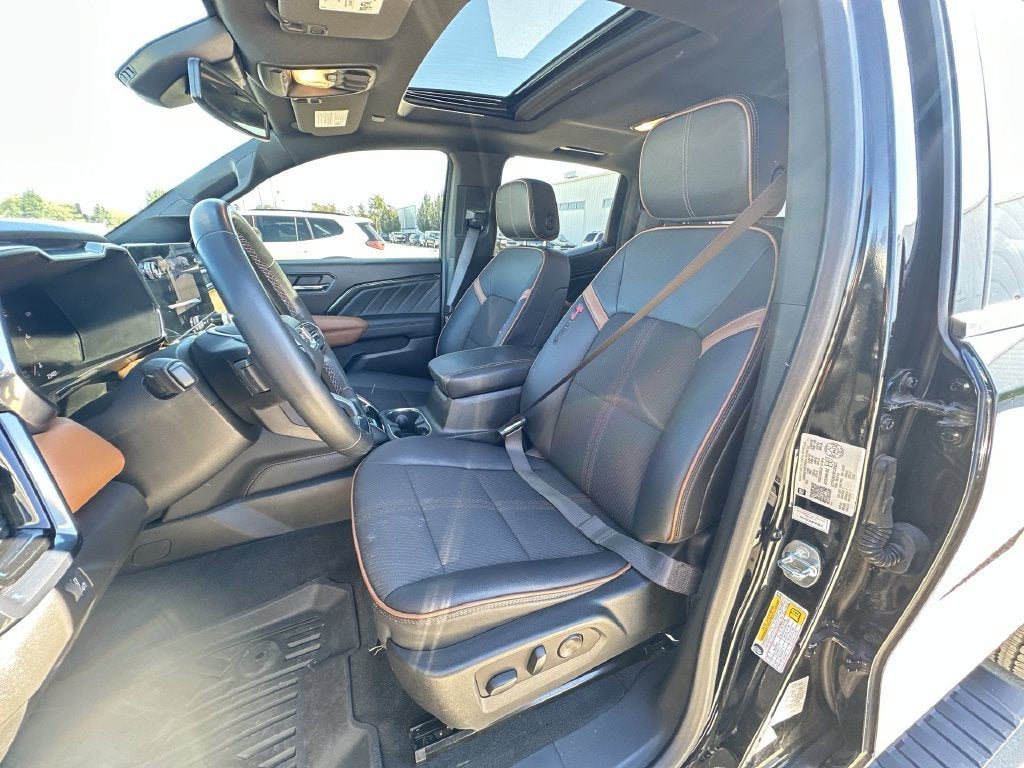 2023 GMC Canyon AT4