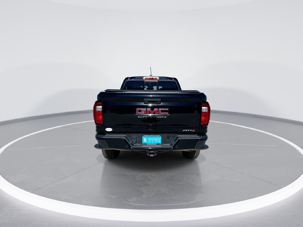 2023 GMC Canyon AT4