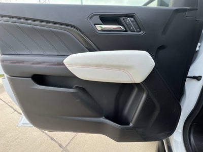 2024 GMC Canyon 4WD AT4X