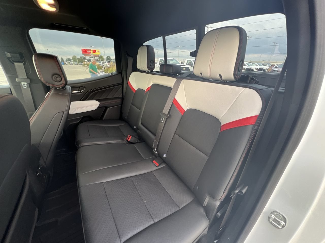 2024 GMC Canyon 4WD AT4X