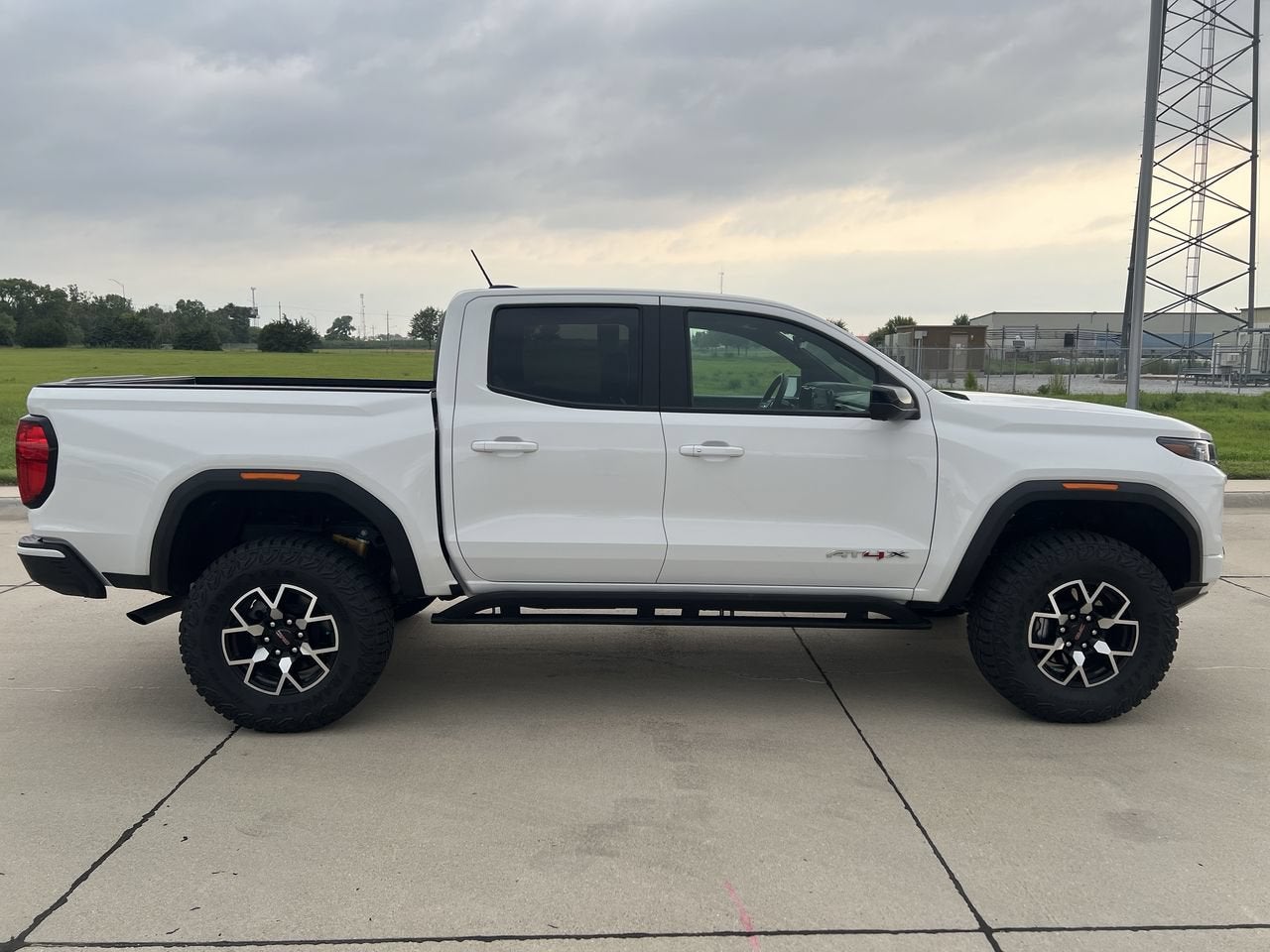 2024 GMC Canyon 4WD AT4X
