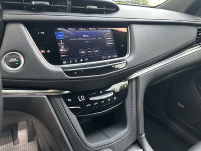 2024 Cadillac XT6 AWD Luxury