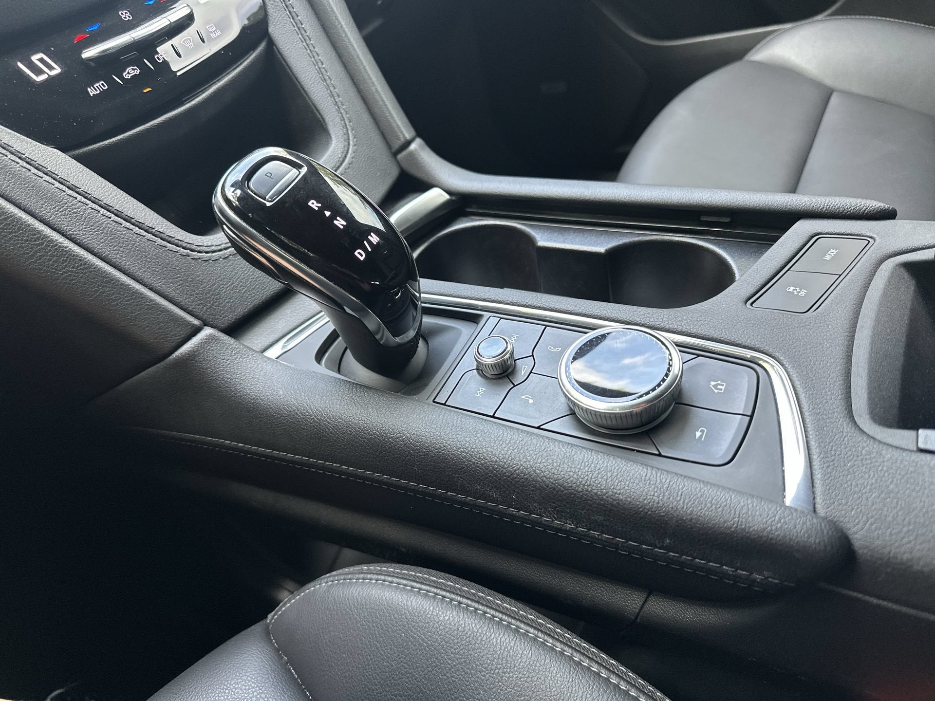 2024 Cadillac XT6 AWD Luxury