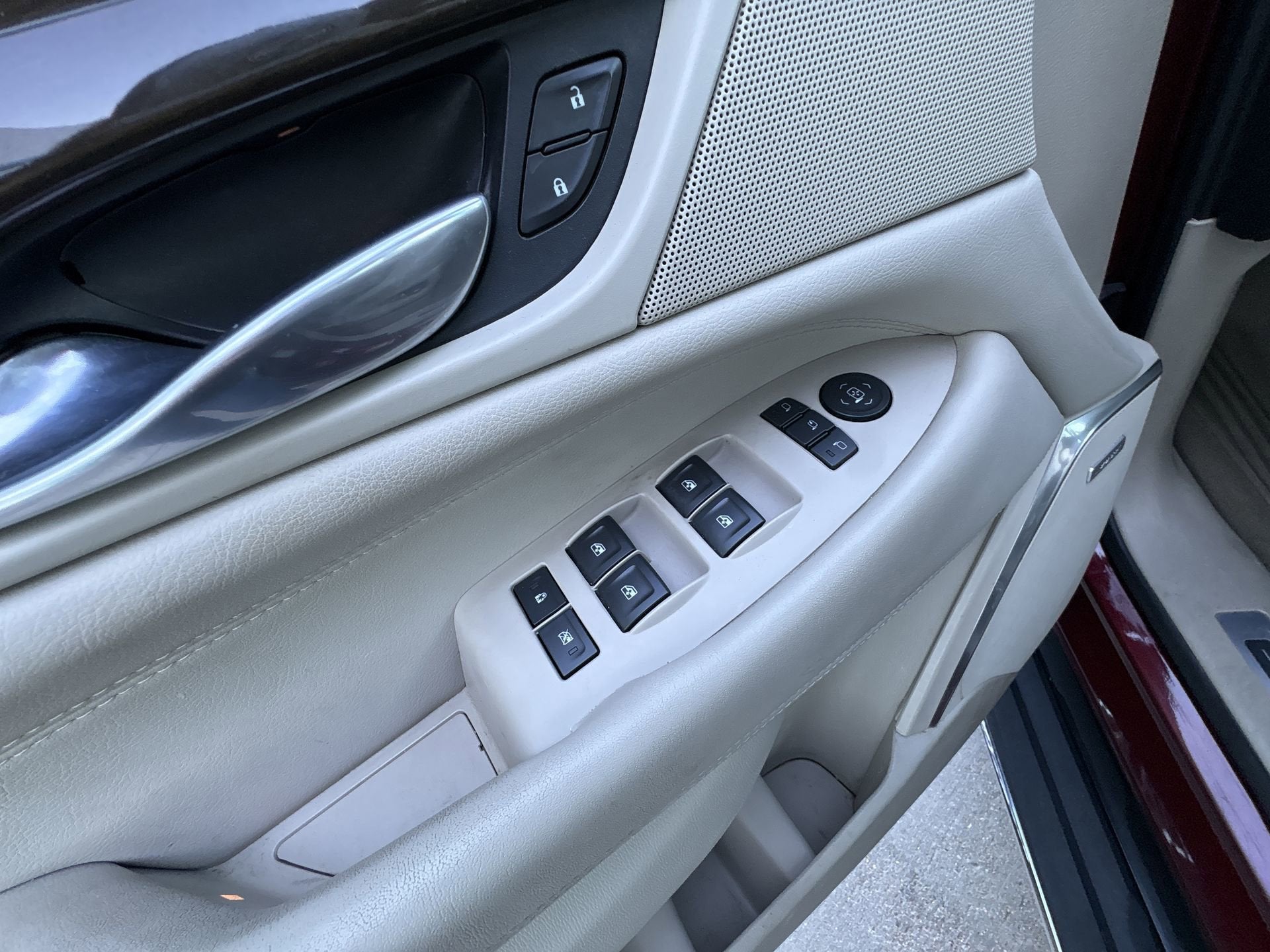 2020 Cadillac Escalade Premium Luxury