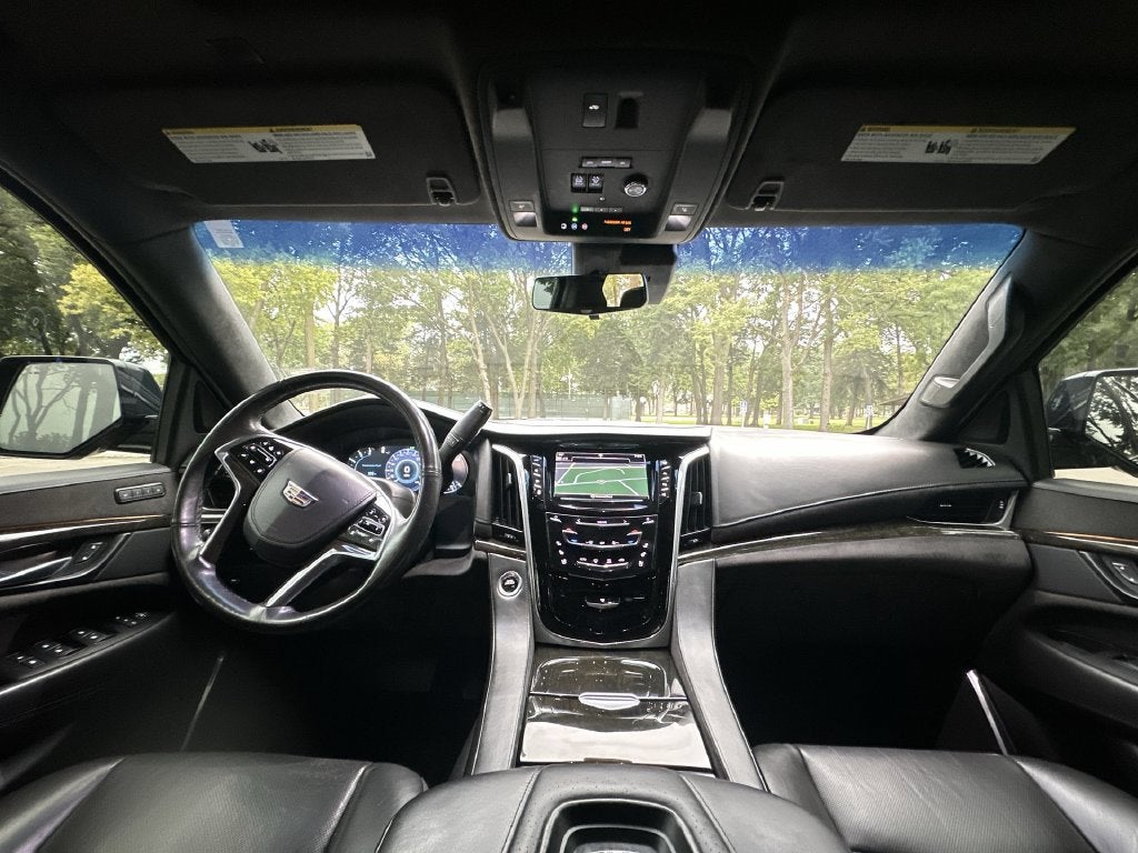 2019 Cadillac Escalade Platinum Edition