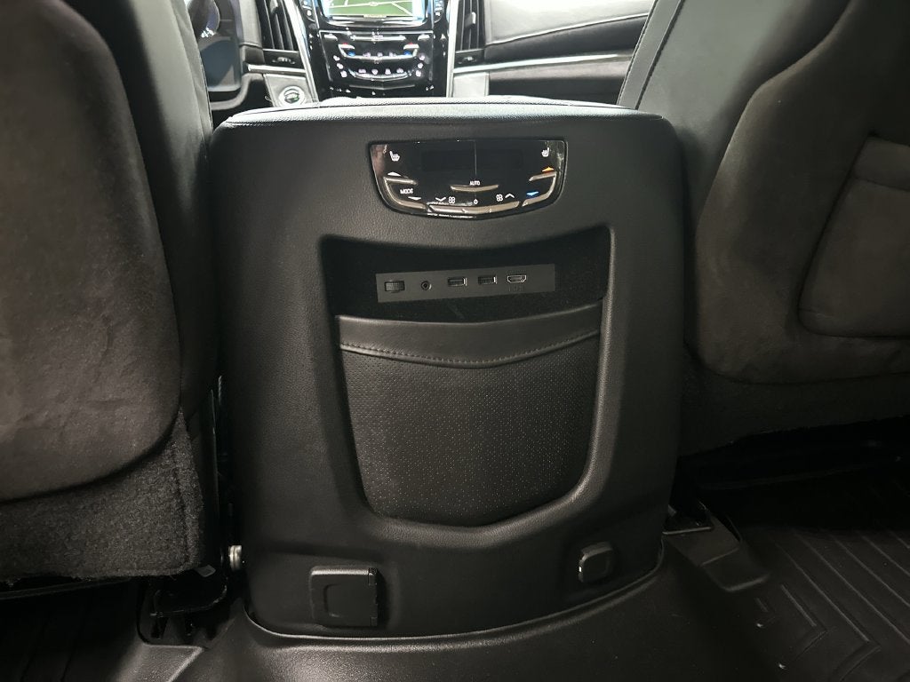 2019 Cadillac Escalade Platinum Edition