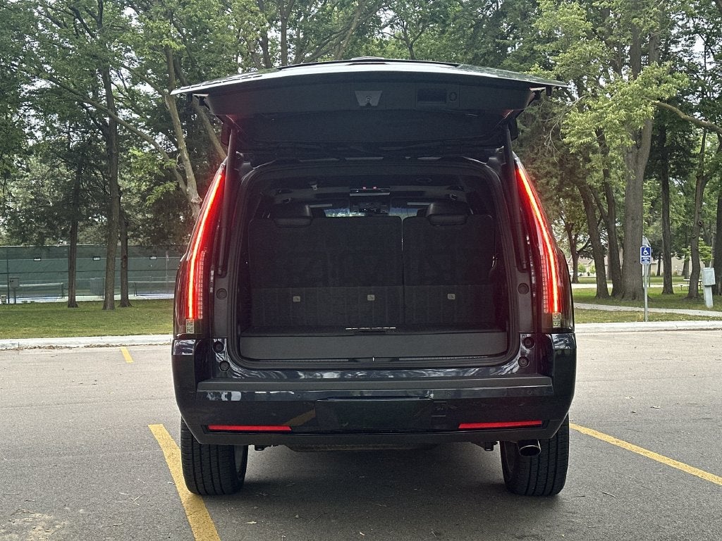 2019 Cadillac Escalade Platinum Edition