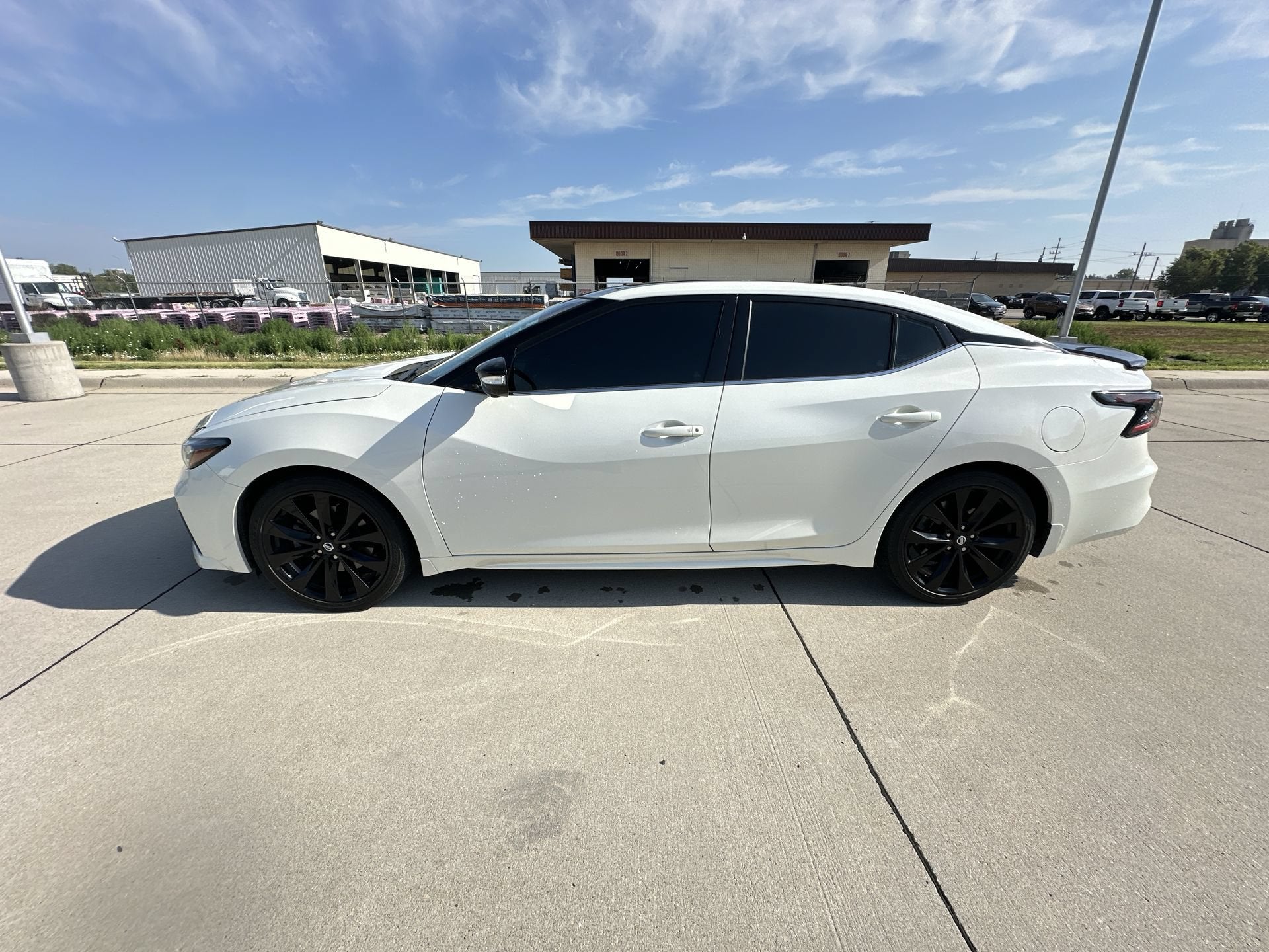 2022 Nissan Maxima SR