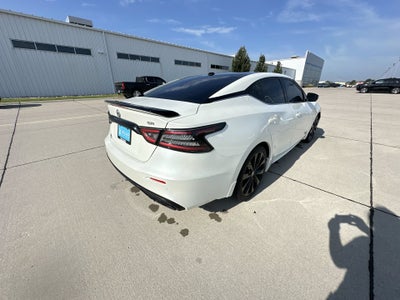 2022 Nissan Maxima SR