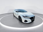 2022 Nissan Maxima SR