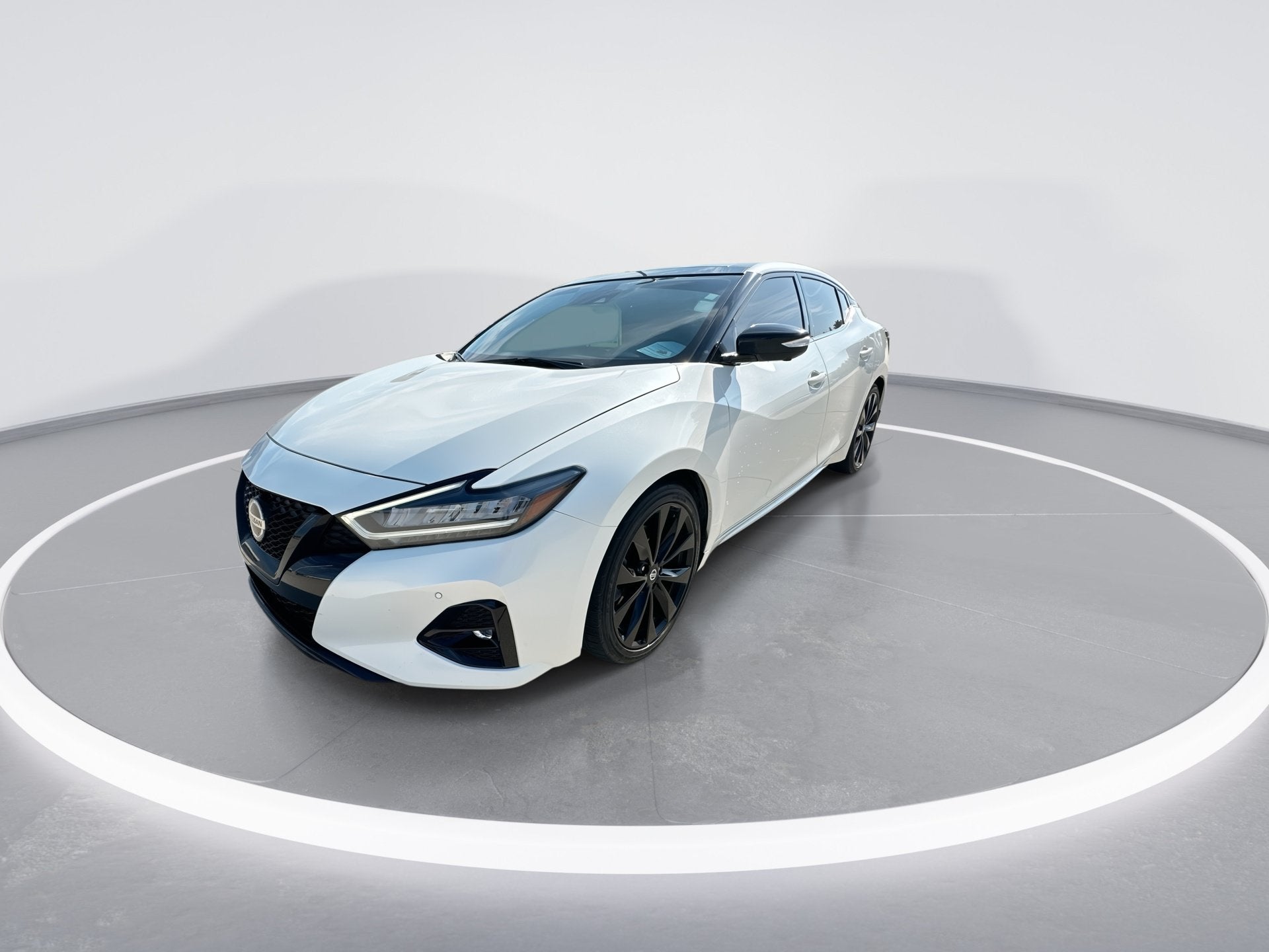 2022 Nissan Maxima SR