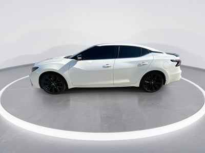 2022 Nissan Maxima SR