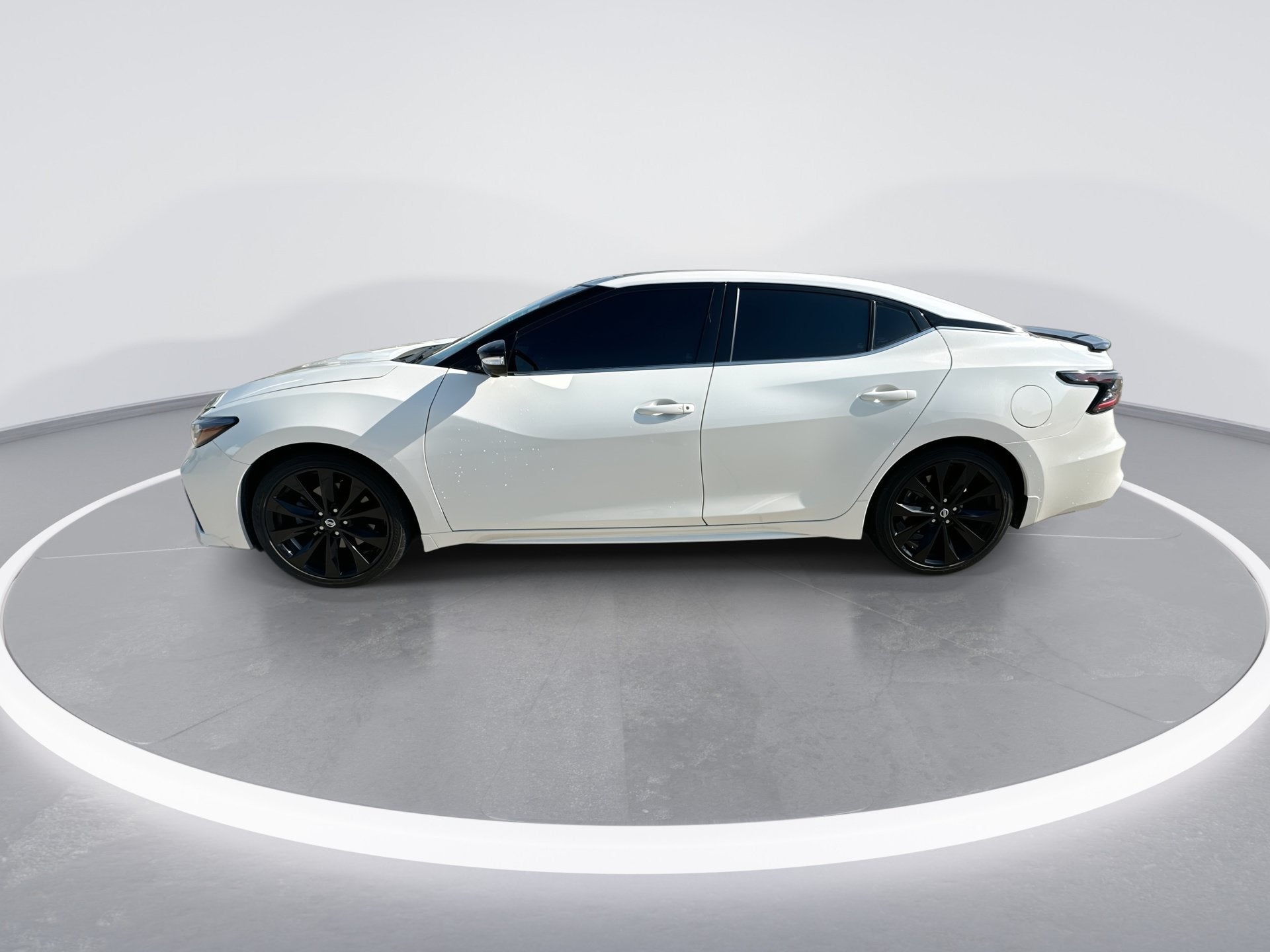 2022 Nissan Maxima SR