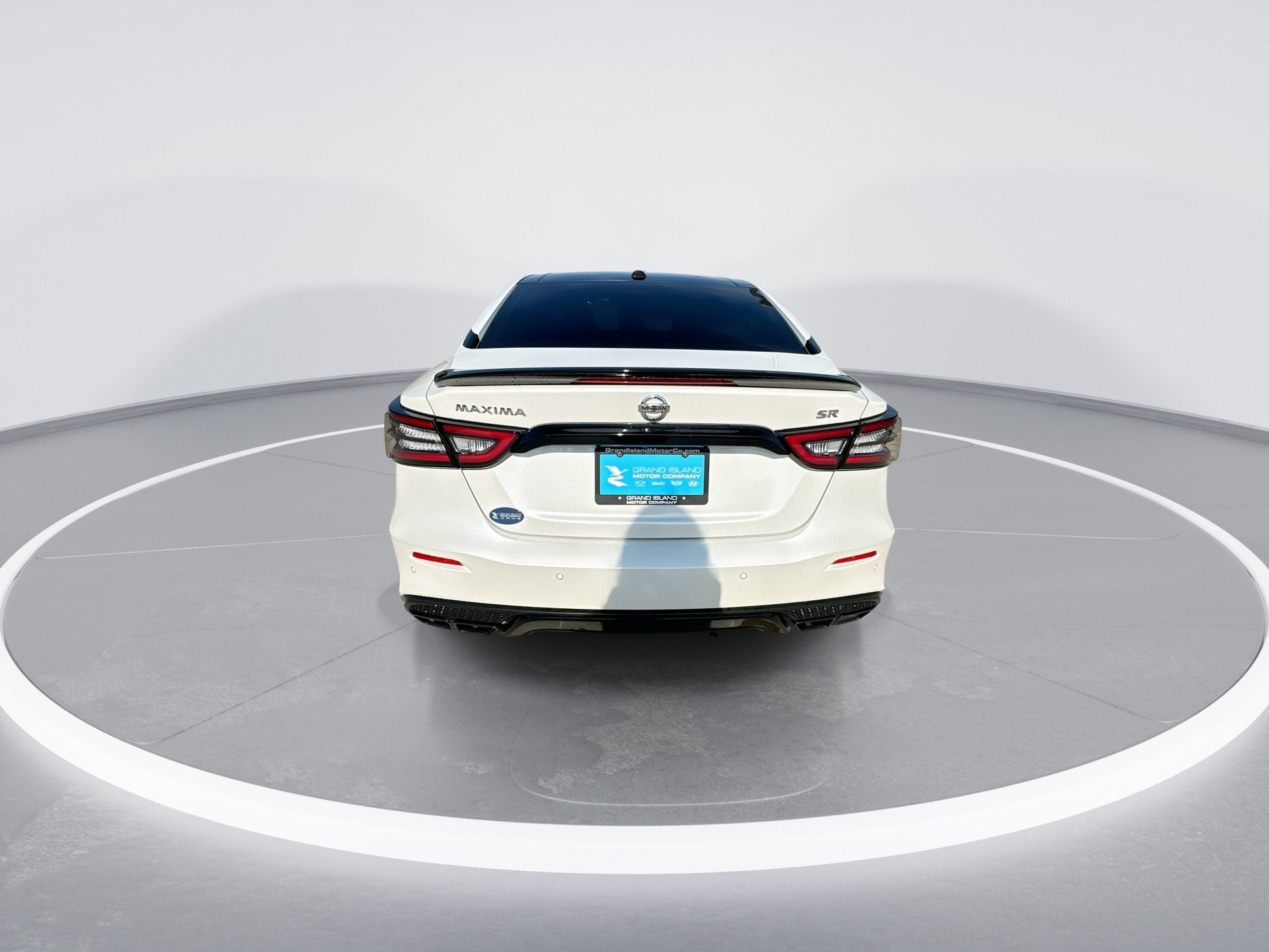 2022 Nissan Maxima SR