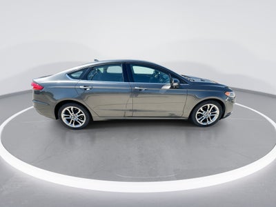 2020 Ford Fusion SEL