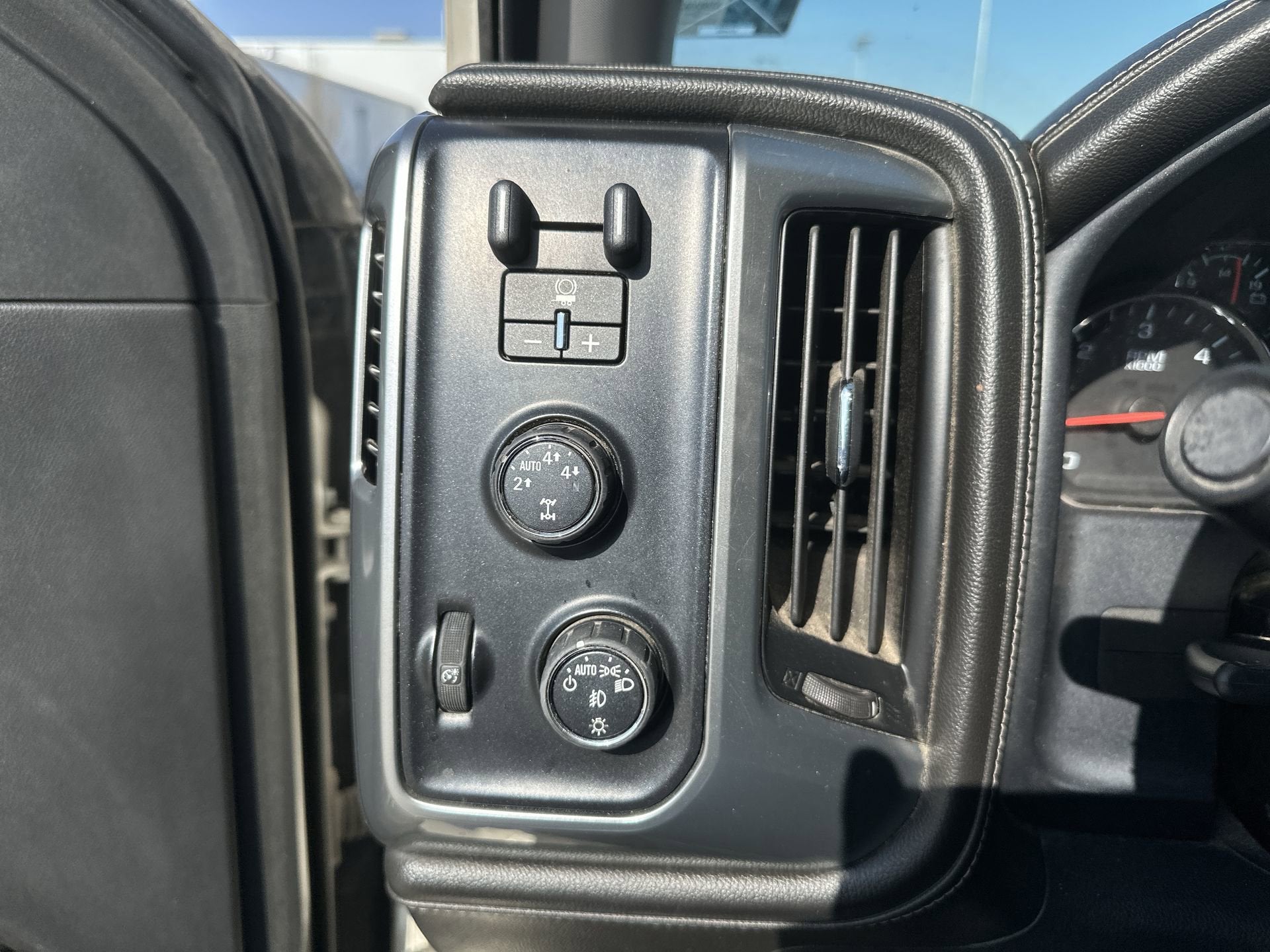 2014 Chevrolet Silverado 1500 LTZ