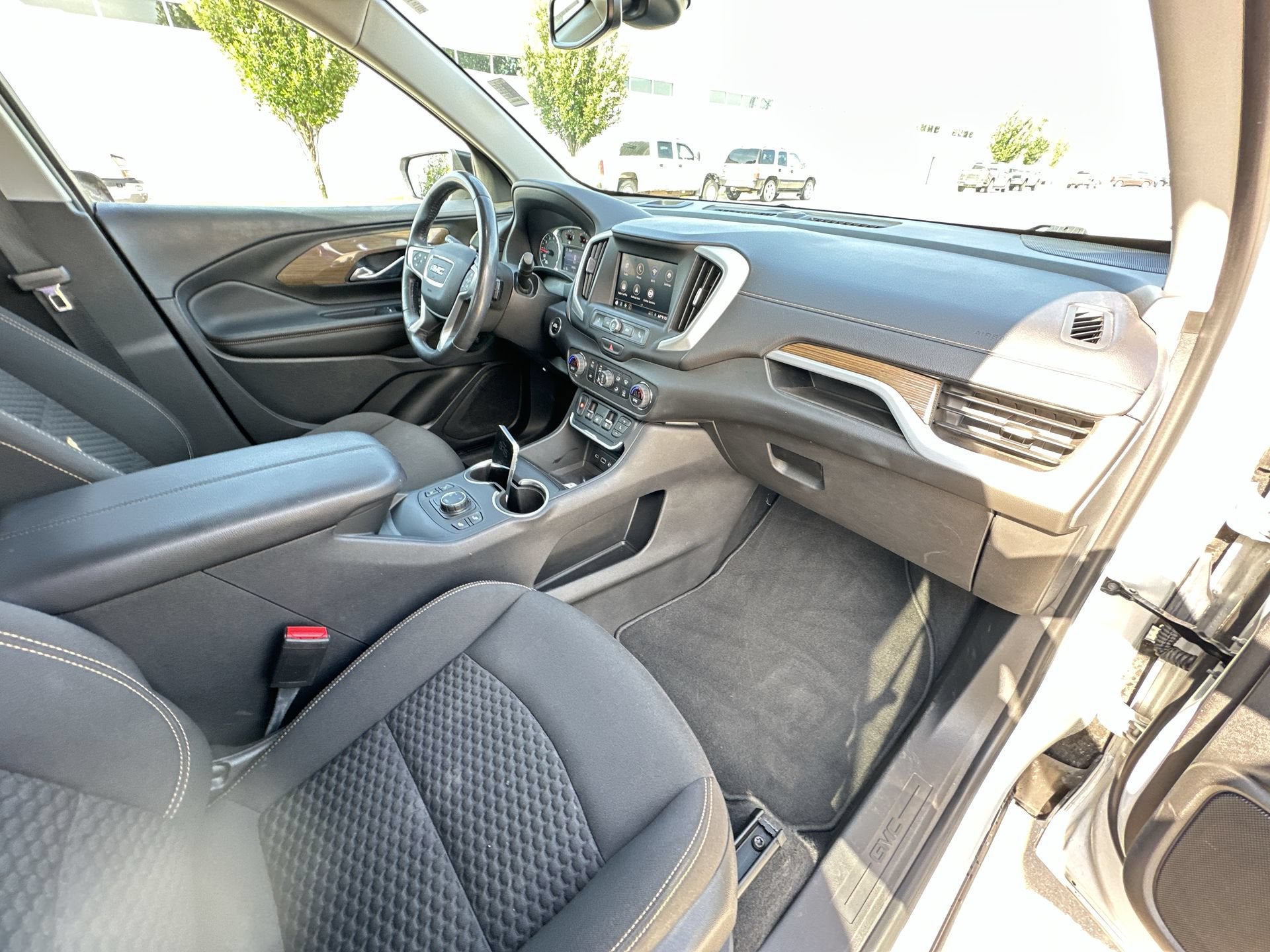 2021 GMC Terrain SLE