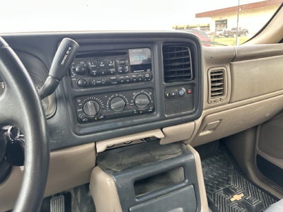 2002 Chevrolet Avalanche 1500 Base 130 WB