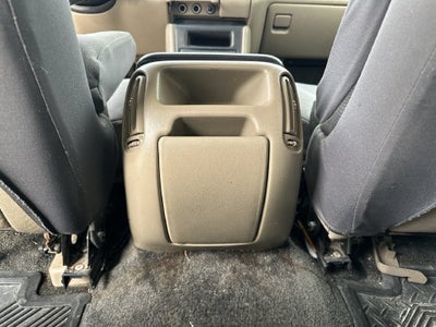 2002 Chevrolet Avalanche 1500 Base 130 WB