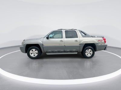2002 Chevrolet Avalanche 1500 Base 130 WB