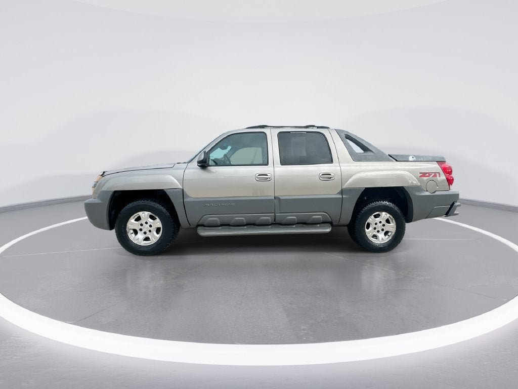 2002 Chevrolet Avalanche 1500 Base 130 WB