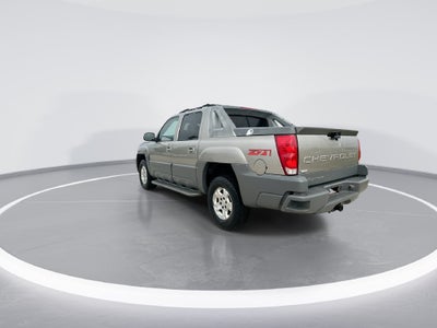 2002 Chevrolet Avalanche 1500 Base 130 WB