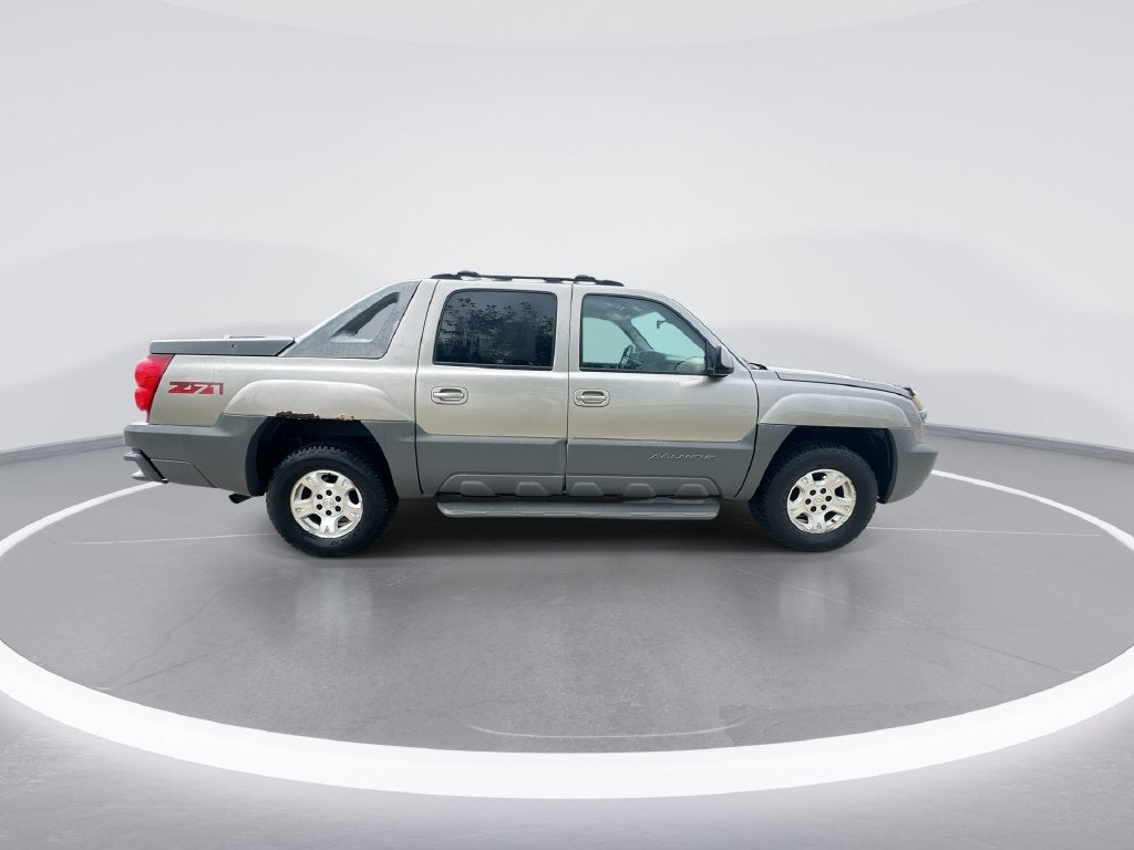 2002 Chevrolet Avalanche 1500 Base 130 WB