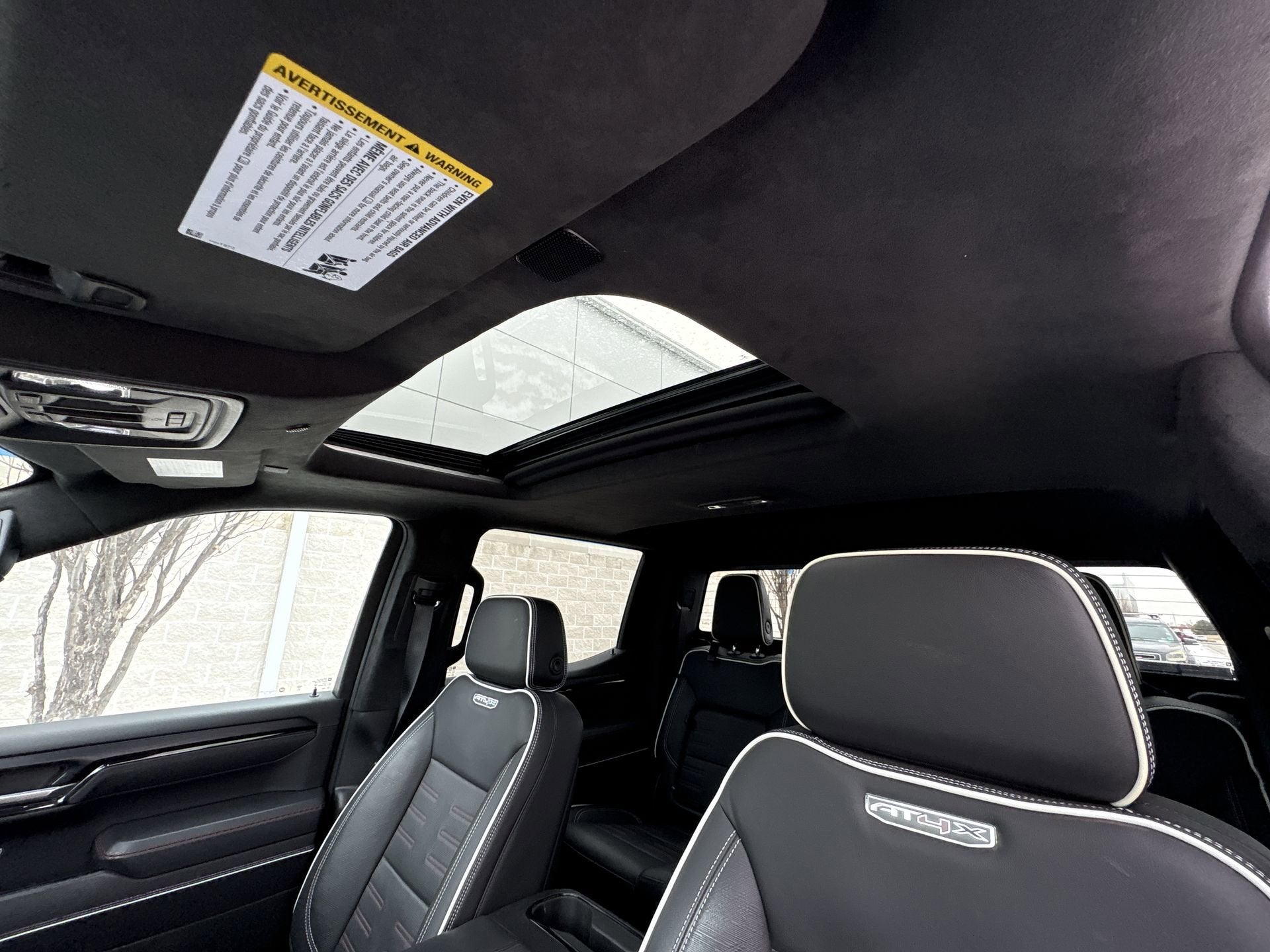 2023 GMC Sierra 1500 AT4X