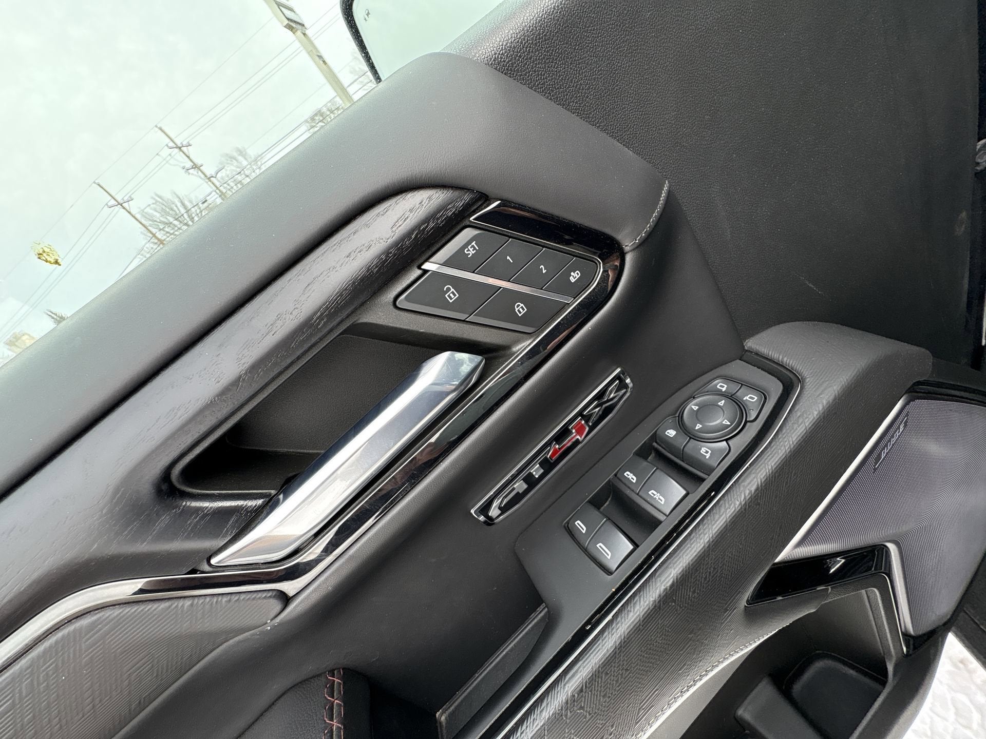 2023 GMC Sierra 1500 AT4X