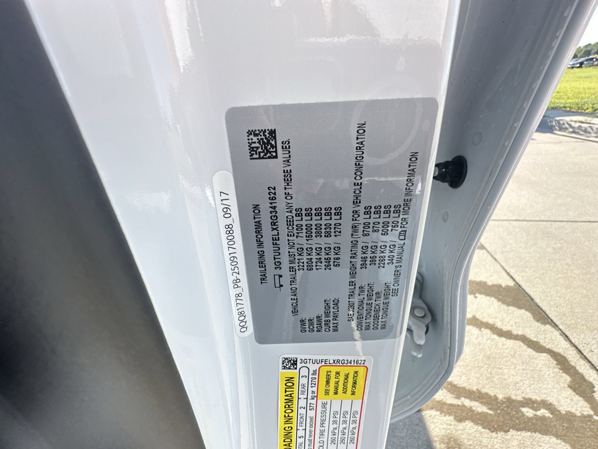 2024 GMC Sierra 1500 AT4X