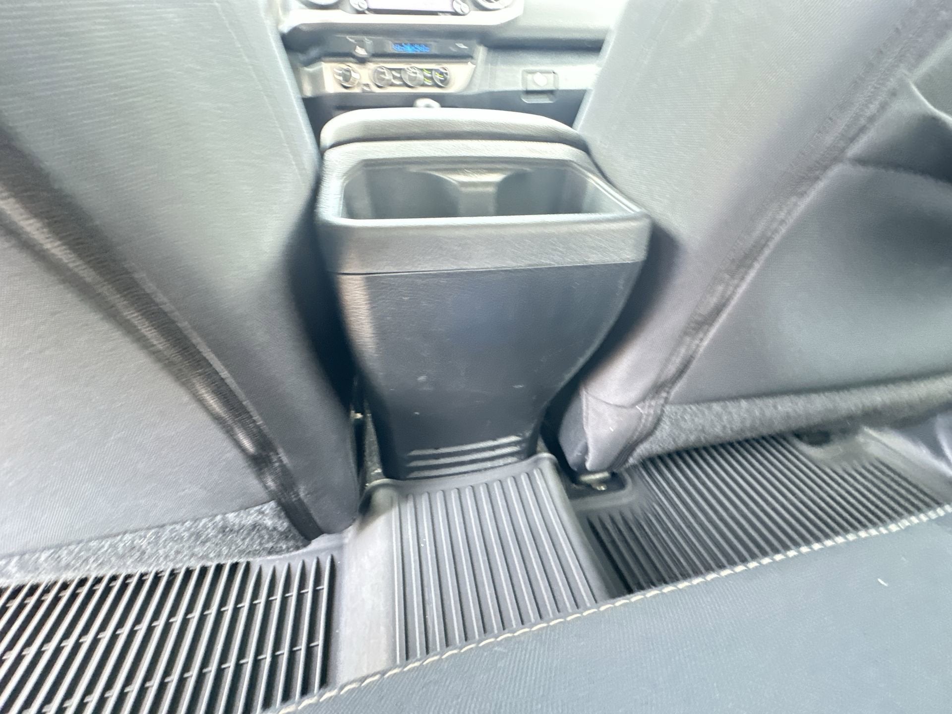 2022 Toyota Tacoma 4WD SR5