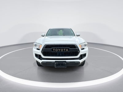 2022 Toyota Tacoma 4WD SR5