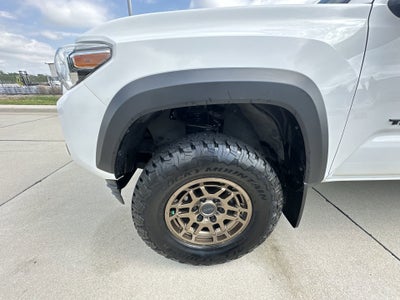 2022 Toyota Tacoma 4WD SR5