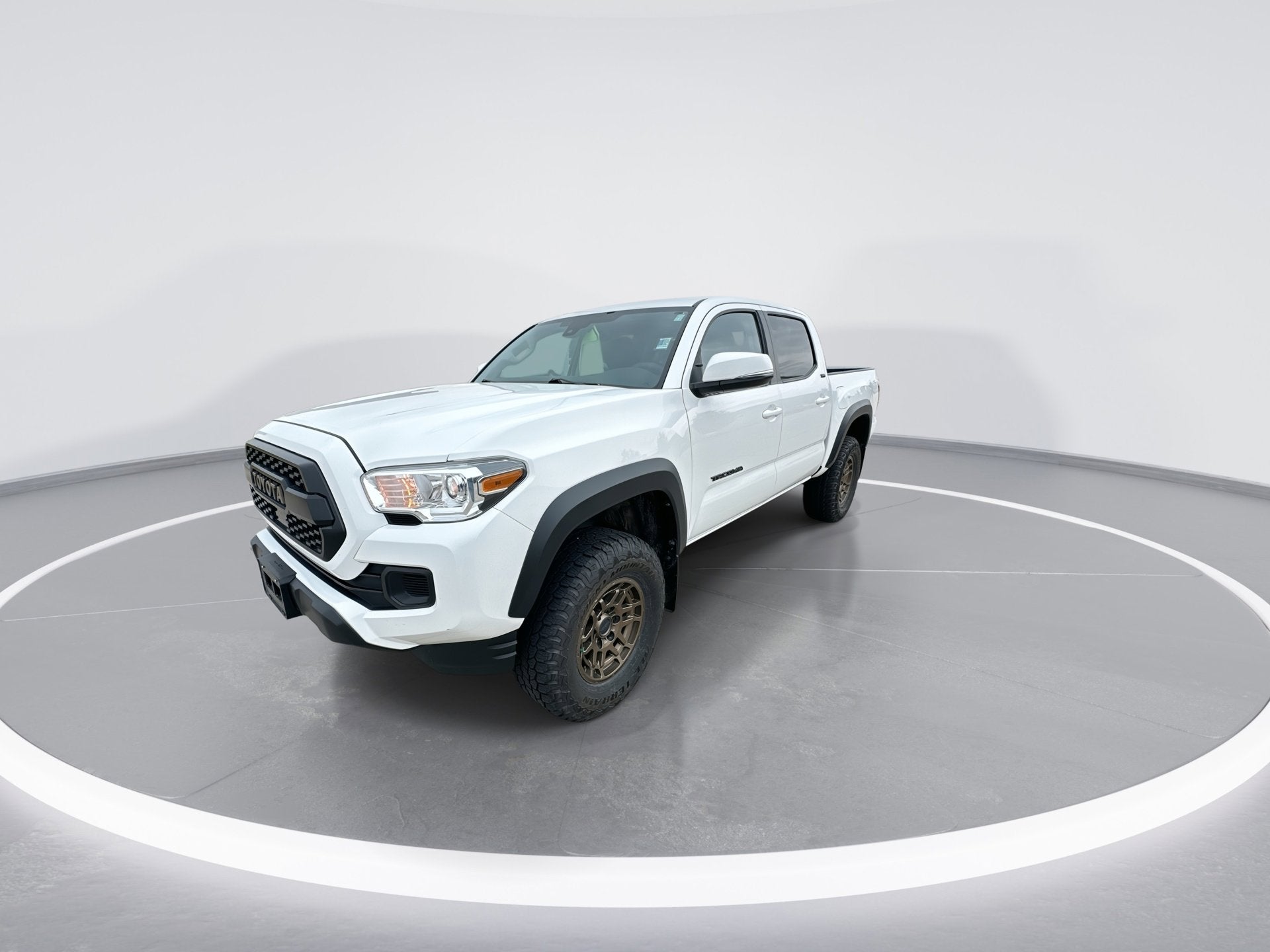 2022 Toyota Tacoma 4WD SR5