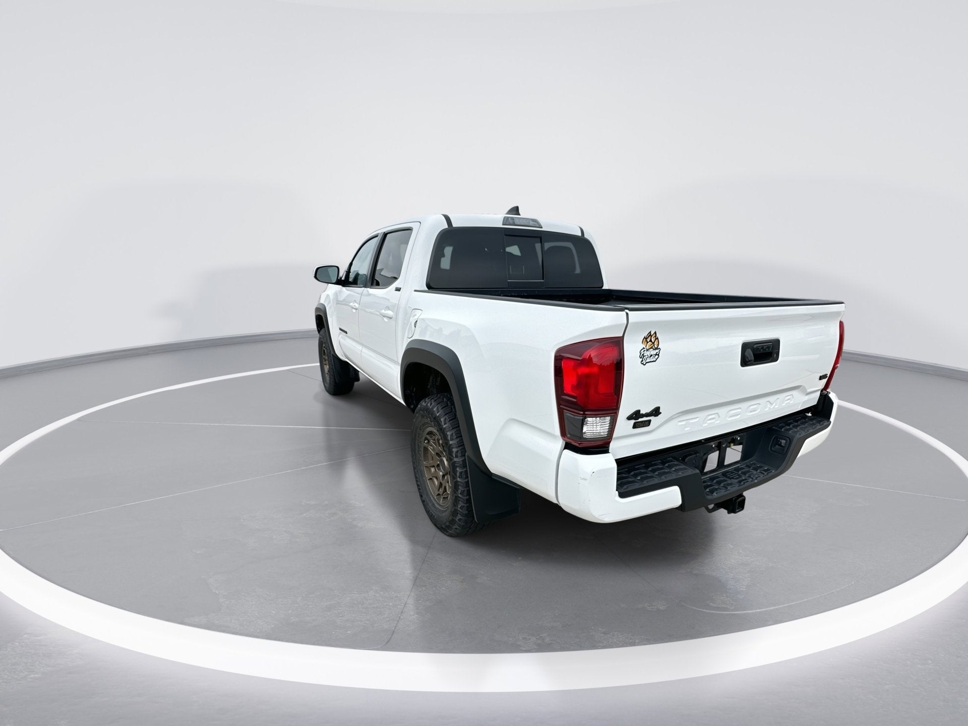 2022 Toyota Tacoma 4WD SR5
