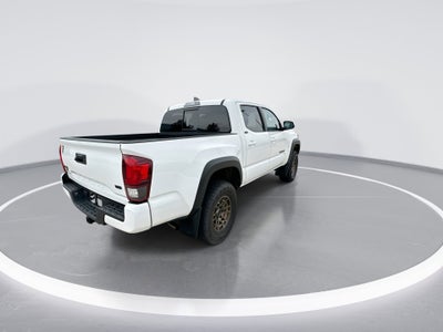 2022 Toyota Tacoma 4WD SR5