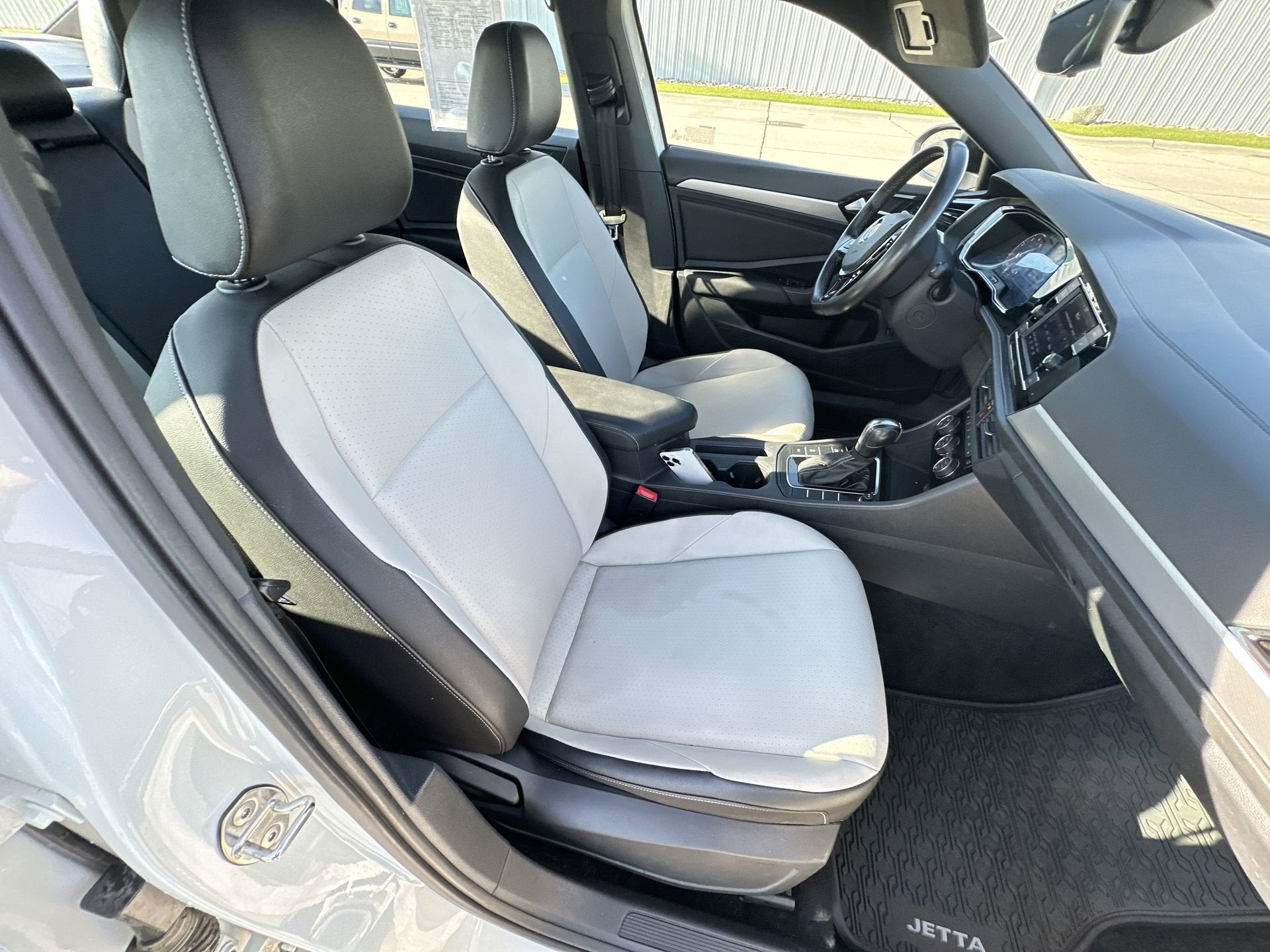 2021 Volkswagen Jetta R-Line